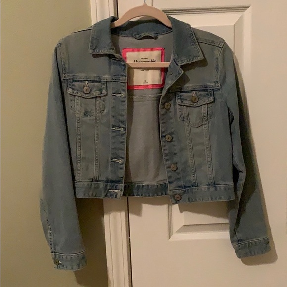 Jean Jacket - Picture 2 of 5